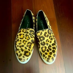 Gently worn Steve Madden tennis shoes